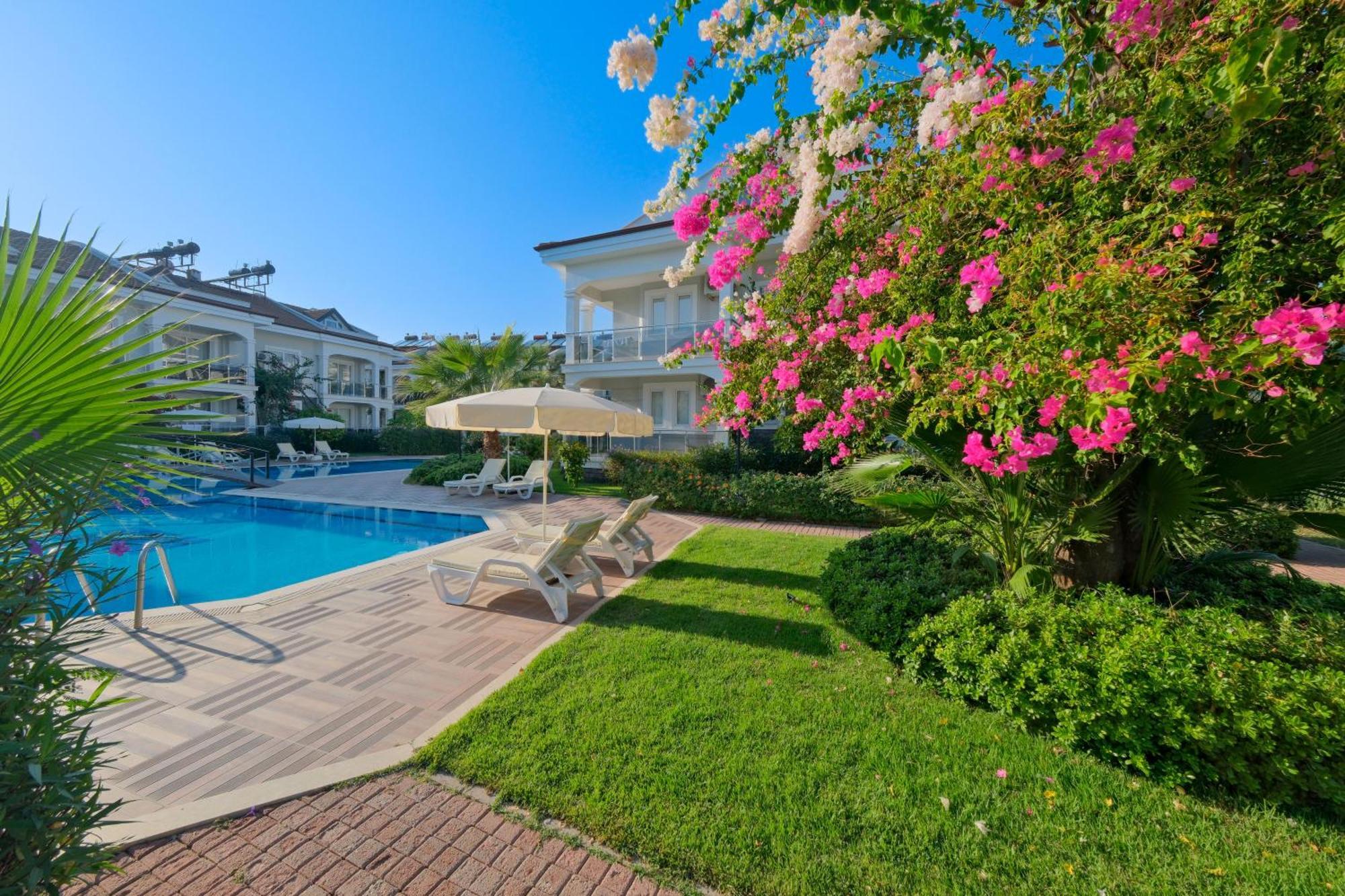 Legend Apartments Fethiye Exterior photo